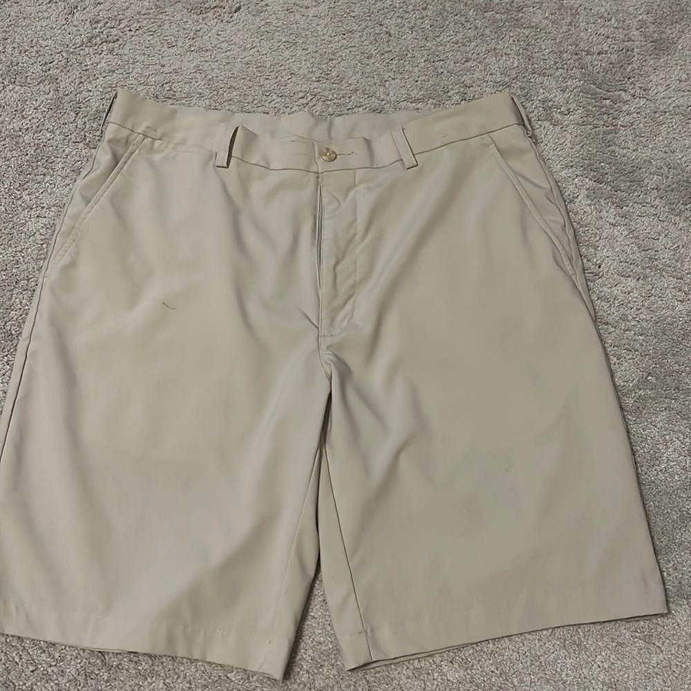 PGA TOUR GOLF SHORTS